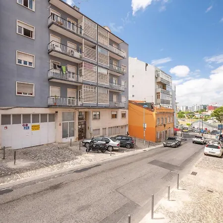 Guestready - One Prime In Campolide Apartment